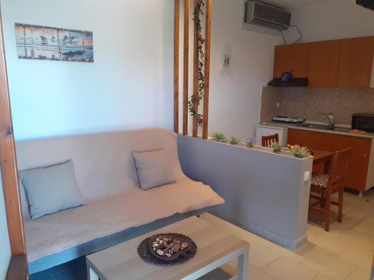 Elaionas Apt. Psakoudia Luaran gambar