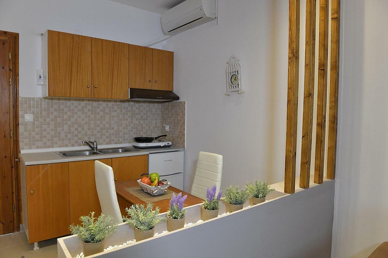 Elaionas Apt. Psakoudia Luaran gambar